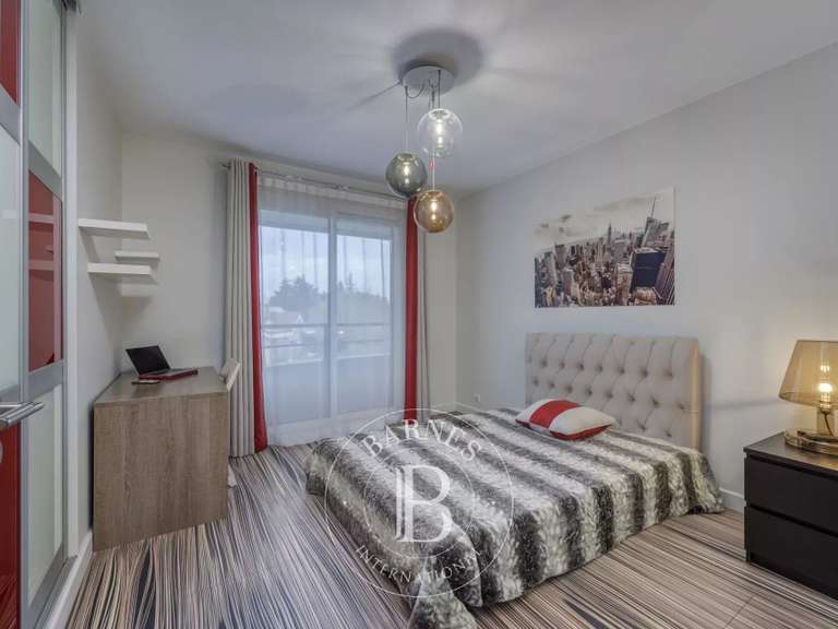 Appartement Prévessin-Moëns - 4 chambres - 171m²