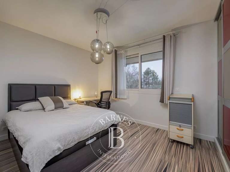 Appartement Prévessin-Moëns - 4 chambres - 171m²