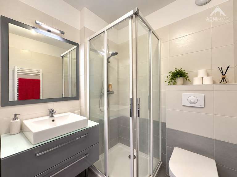 Appartement Prévessin-Moëns - 3 chambres - 90m²