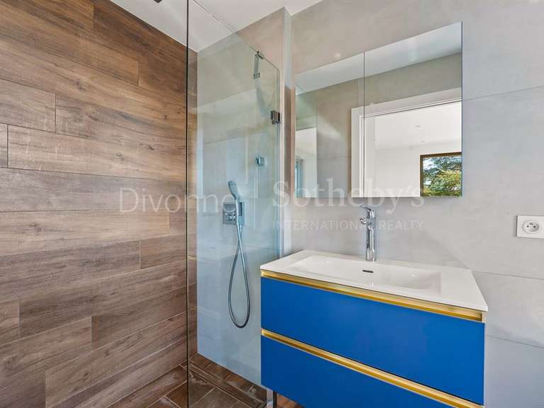 House Prévessin-Moëns - 5 bedrooms - 200m²