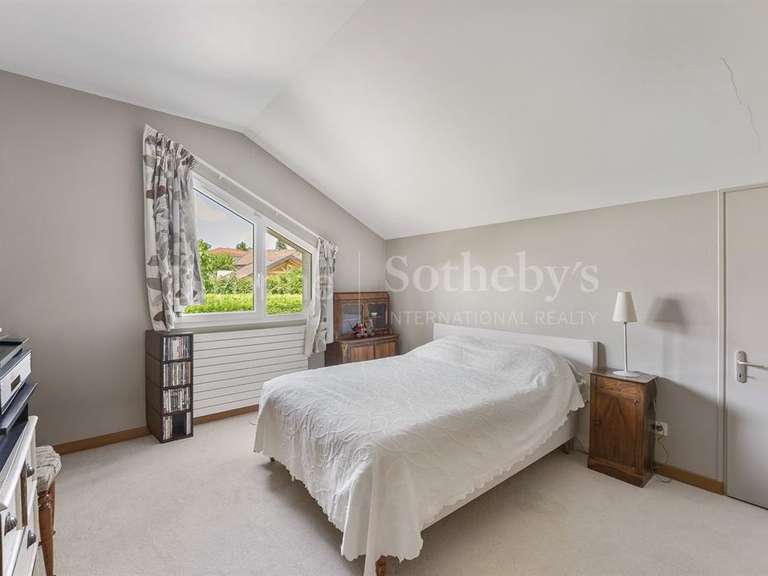 Maison Prévessin-Moëns - 6 chambres - 320m²