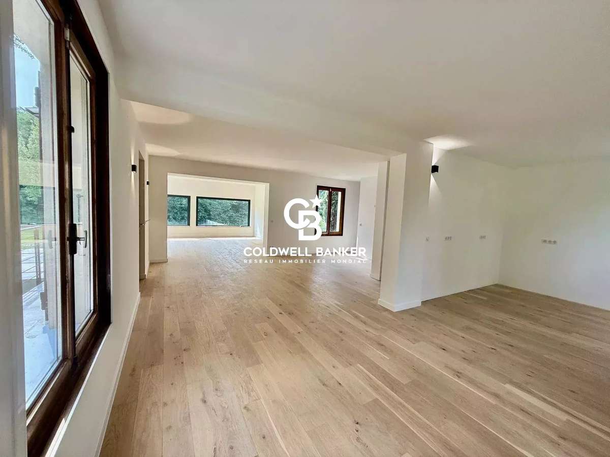 Maison Prévessin-Moëns