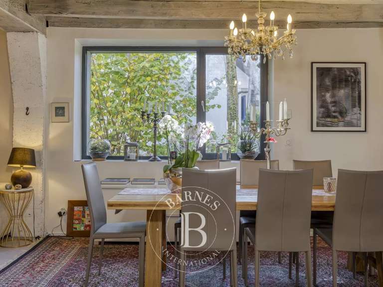 Maison Prévessin-Moëns - 3 chambres - 239m²