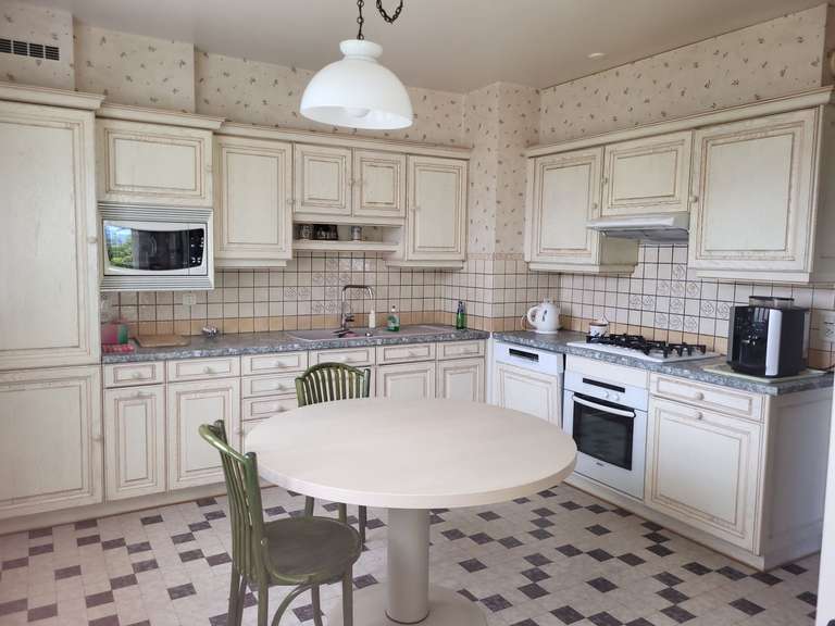 House Prévessin-Moëns - 149m²