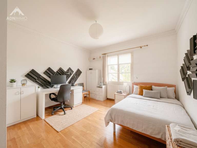 Maison Prévessin-Moëns - 5 chambres - 202m²