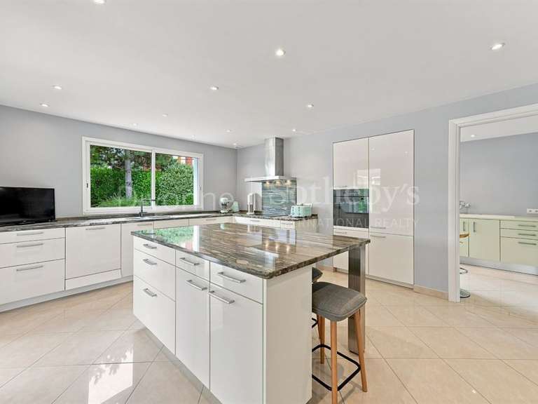 Maison Prévessin-Moëns - 5 chambres - 280m²