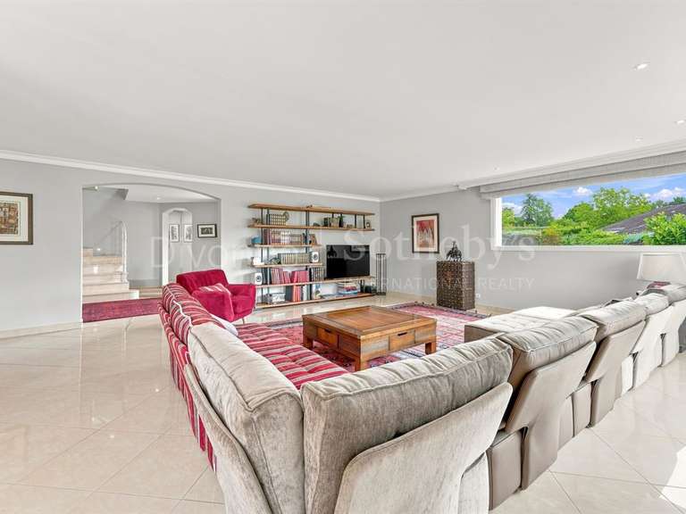 Maison Prévessin-Moëns - 5 chambres - 280m²