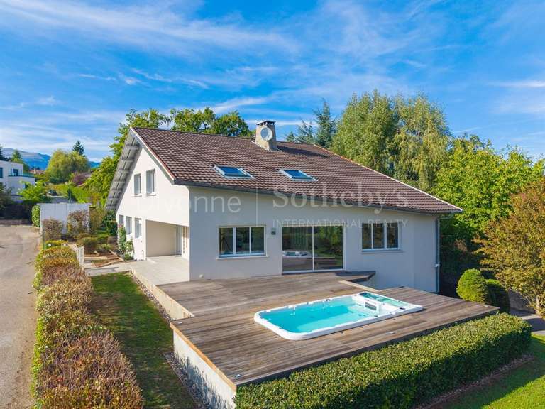Maison Prévessin-Moëns - 5 chambres - 564m²