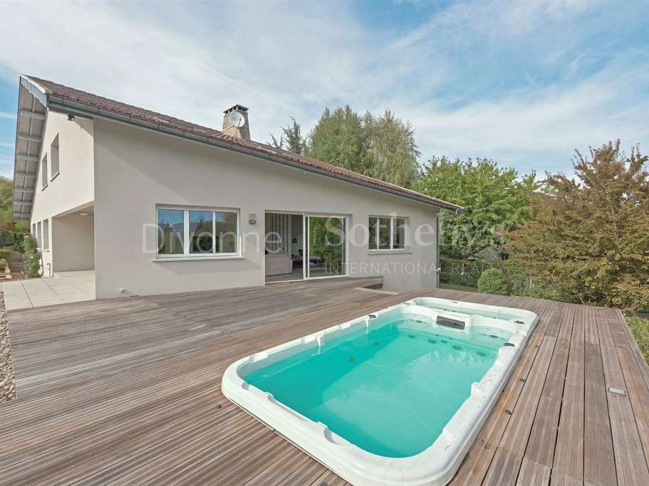 Maison Prévessin-Moëns