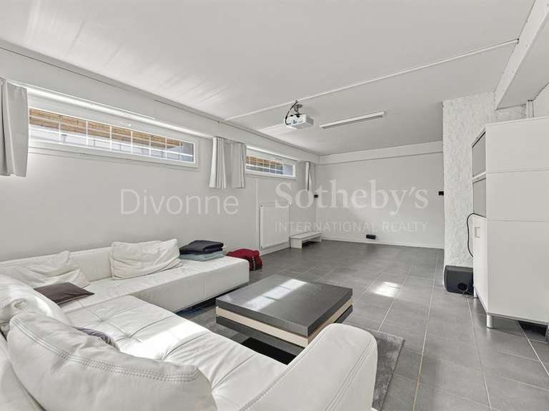 Maison Prévessin-Moëns - 5 chambres - 564m²