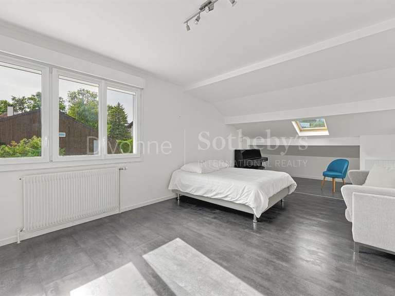 Maison Prévessin-Moëns - 5 chambres - 564m²