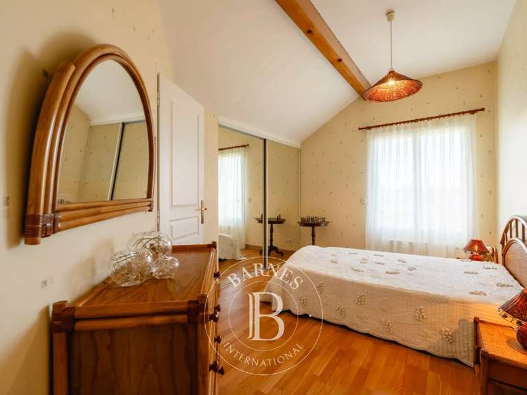 Villa Prévessin-Moëns - 4 chambres - 224m²
