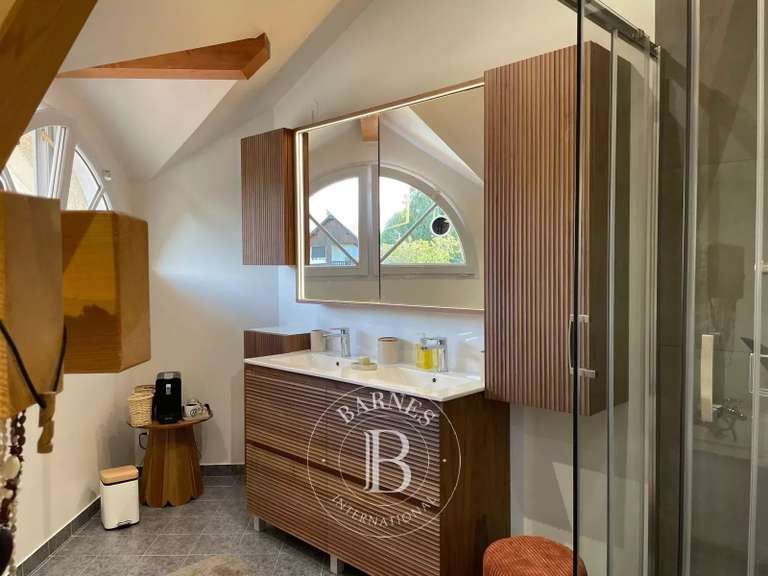 Villa Prévessin-Moëns - 4 chambres - 224m²