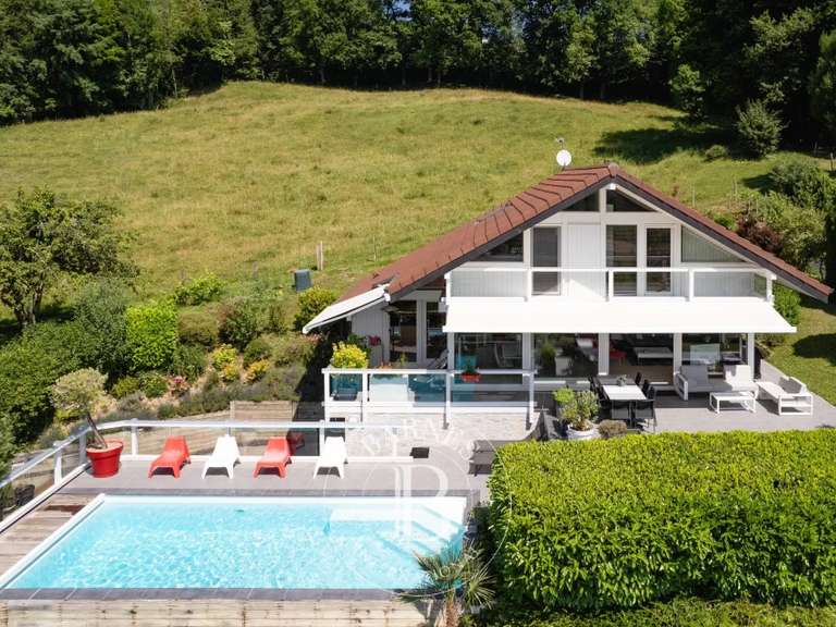 Villa Pringy - 3 chambres - 206m²
