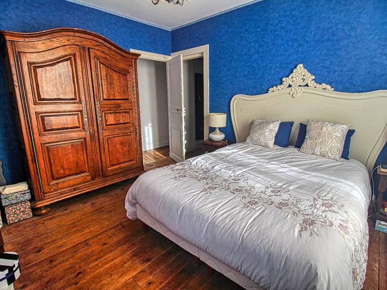 House Prisse-la-Charriere - 5 bedrooms - 515m²