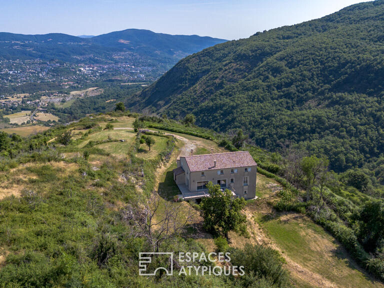 Maison Privas - 4 chambres - 265m²