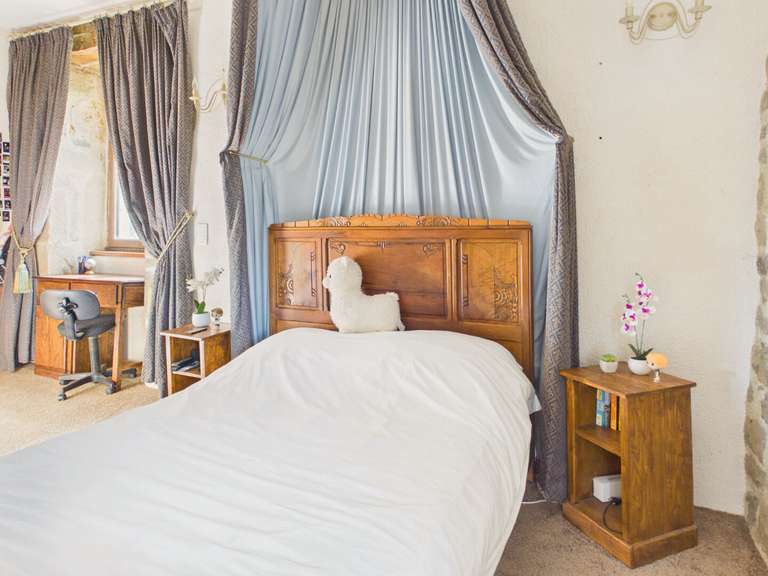 Castle Promilhanes - 6 bedrooms - 412m²