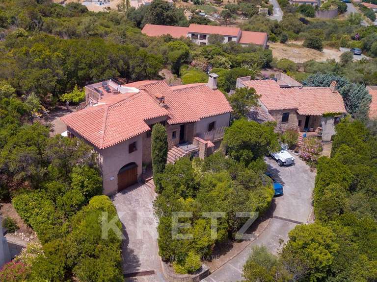 Maison Propriano - 4 chambres - 205m²