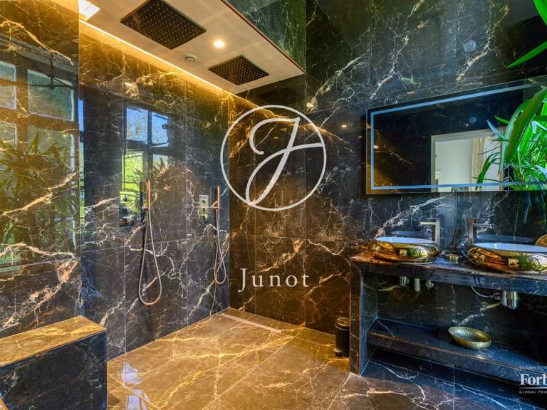 Property Provins - 4 bedrooms - 297m²