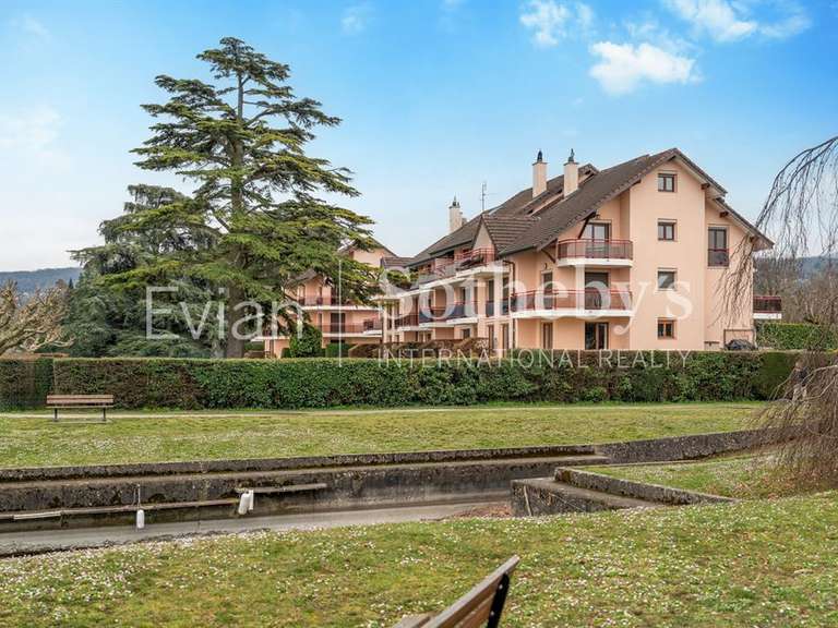 Appartement Publier - 3 chambres - 110m²