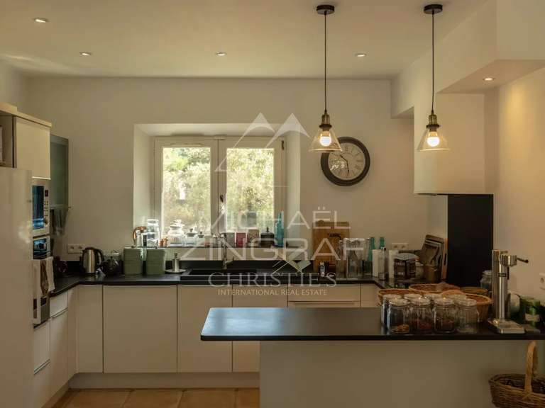 Maison Puget - 4 chambres - 241m²
