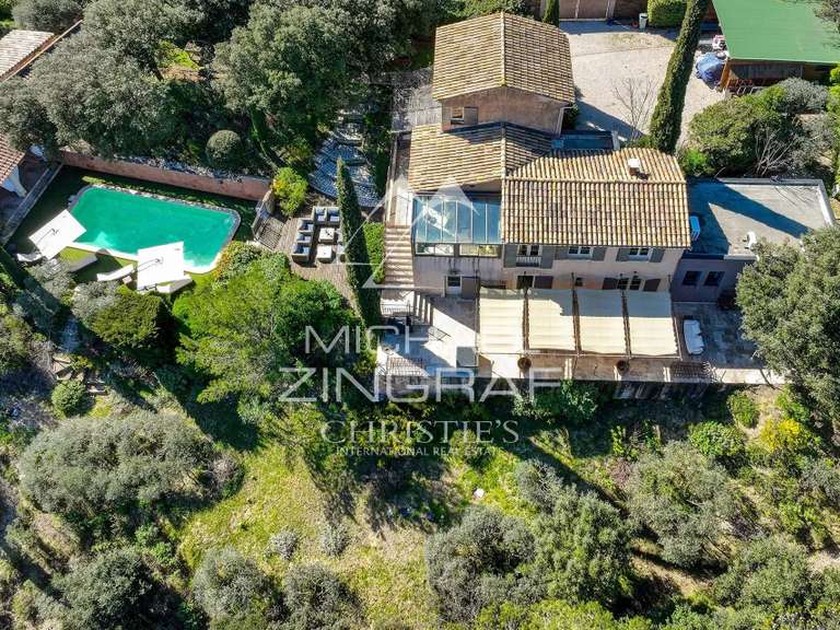 Maison Puget - 4 chambres - 196m²