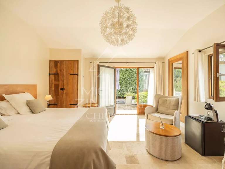 Propriété Puget - 10 chambres - 470m²