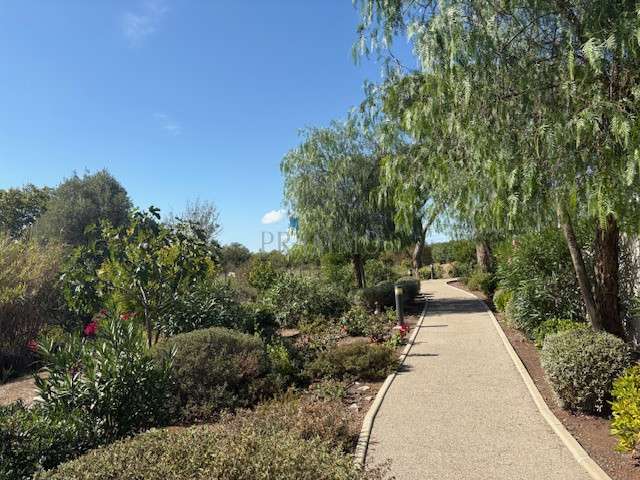 Apartment Puget-sur-Argens - 3 bedrooms - 105m²