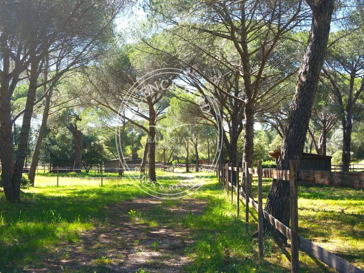 House Puget-sur-Argens