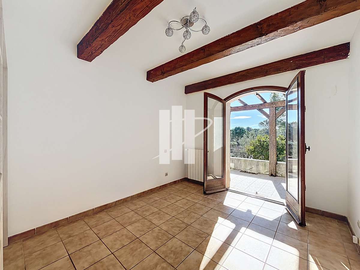 House Puget-sur-Argens