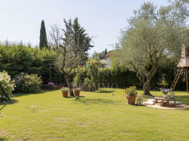House Puget-sur-Argens - 3 bedrooms - 135m²