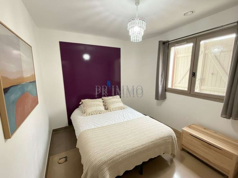 House Puget-sur-Argens - 3 bedrooms - 135m²