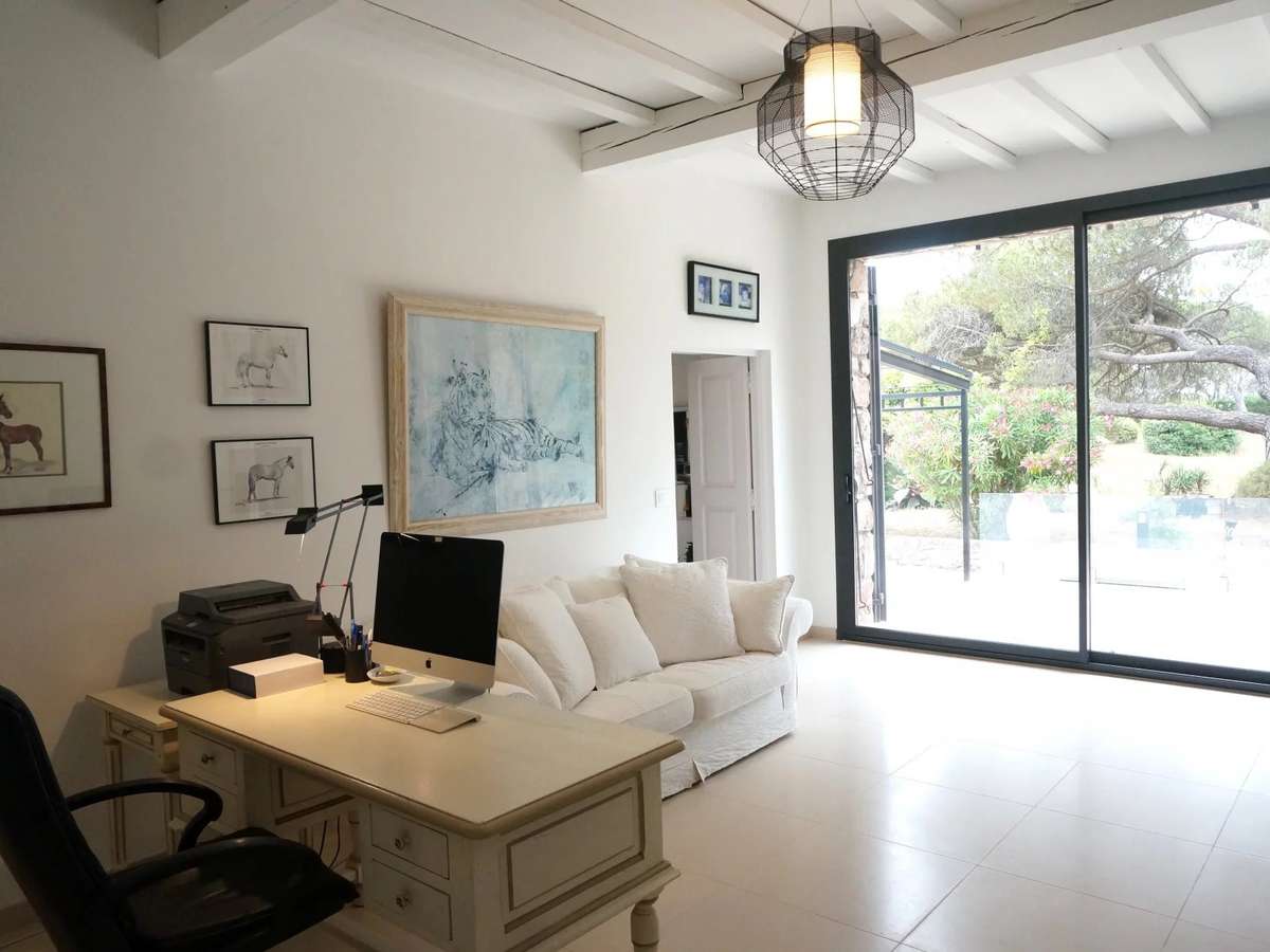 House Puget-sur-Argens