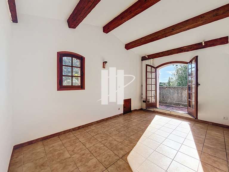 Maison Puget-sur-Argens - 4 chambres - 143m²