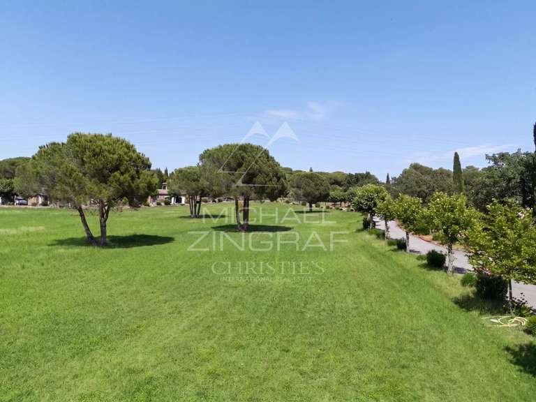 Propriété Puget-sur-Argens - 7 chambres - 425m²