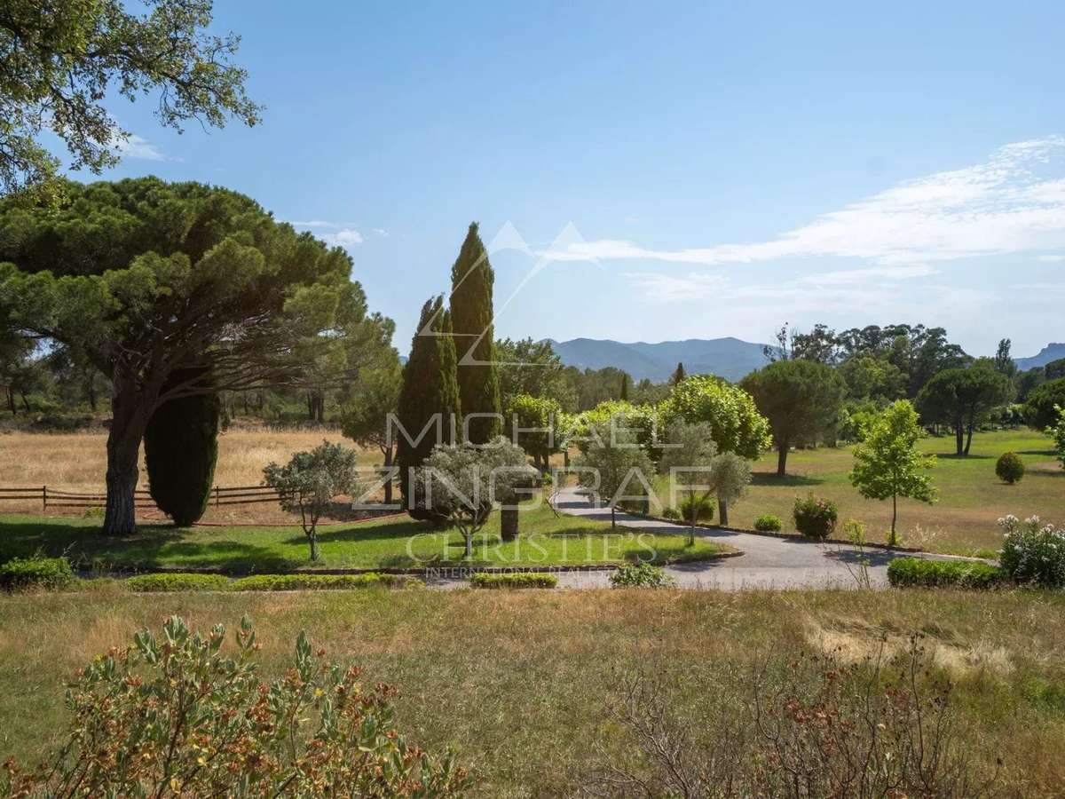 Propriété Puget-sur-Argens