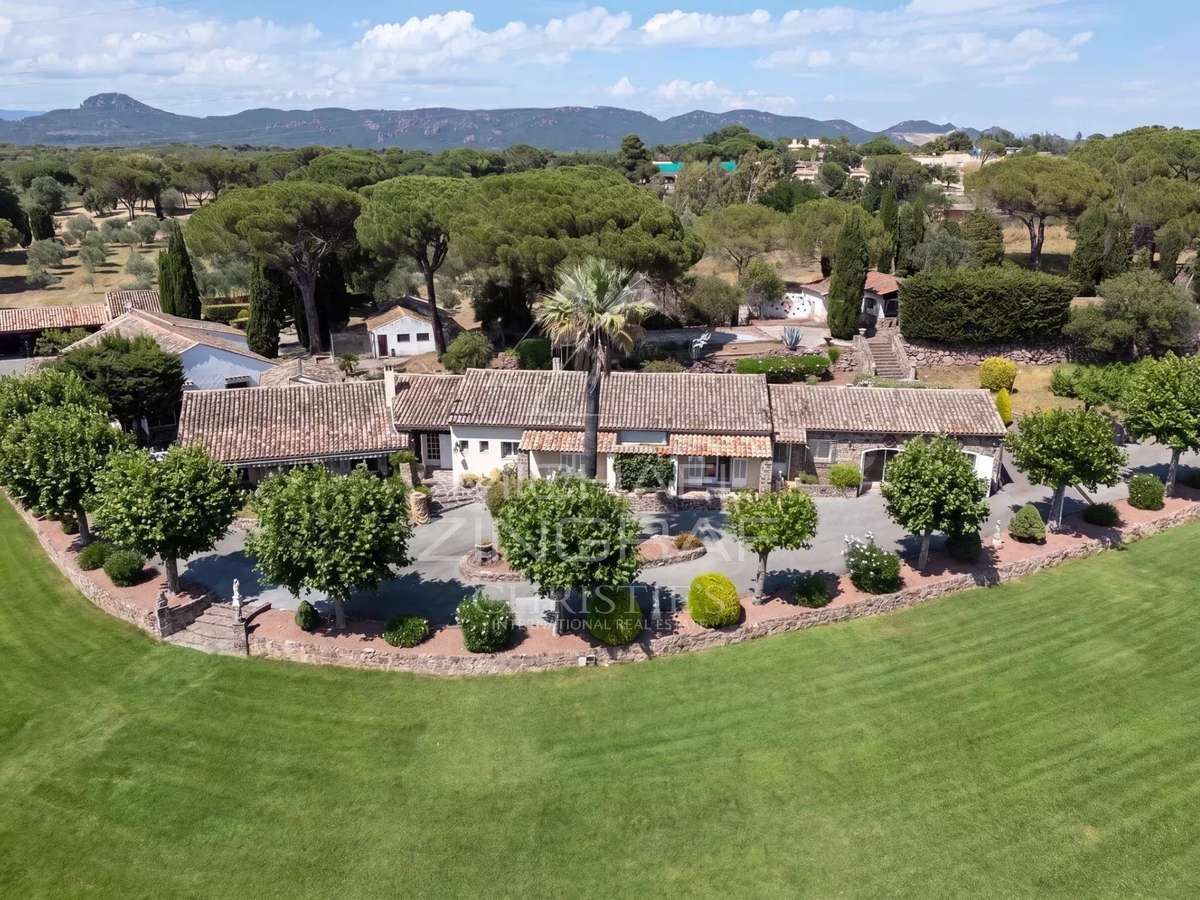 Propriété Puget-sur-Argens