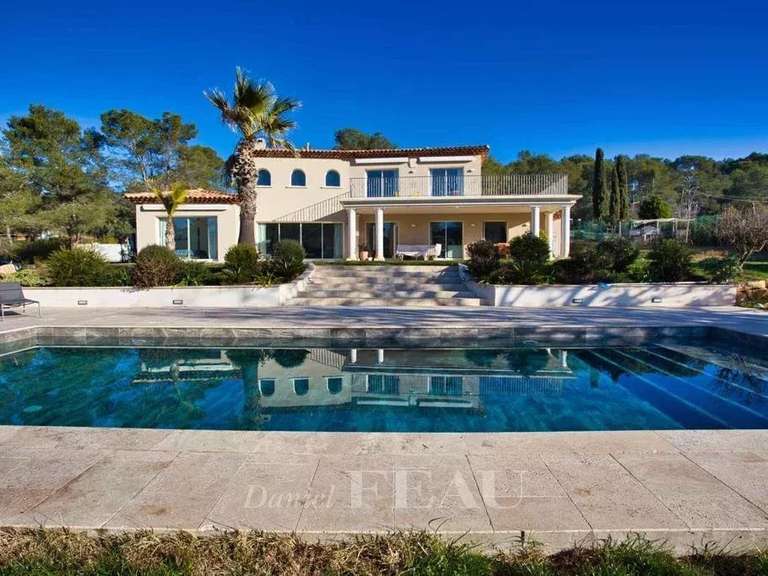 Villa Puget-sur-Argens - 4 chambres - 259m²