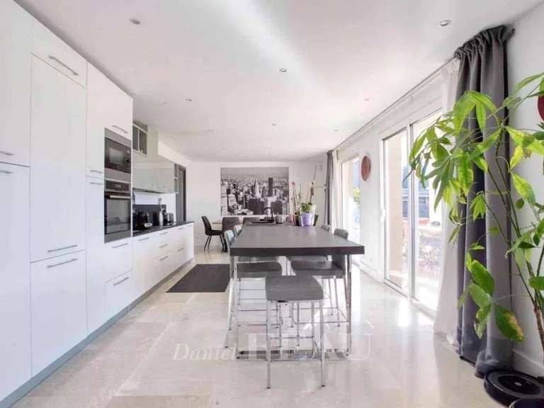 Villa Puget-sur-Argens - 4 chambres - 259m²