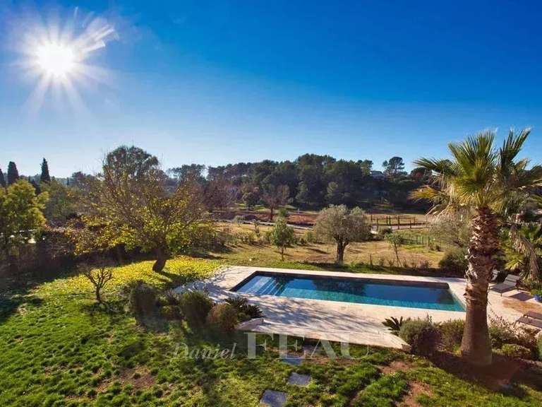 Villa Puget-sur-Argens - 4 chambres - 259m²