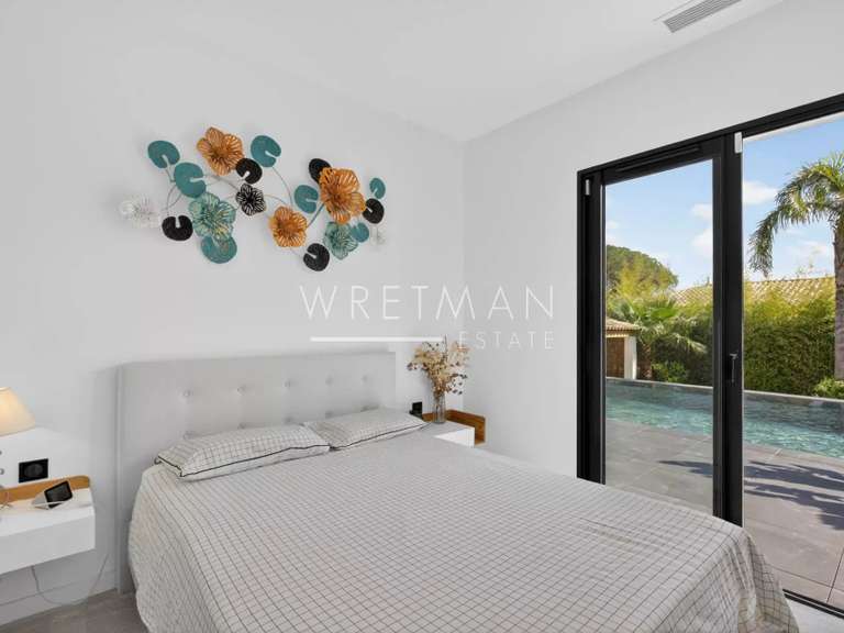 Villa Puget-sur-Argens - 4 chambres - 205m²