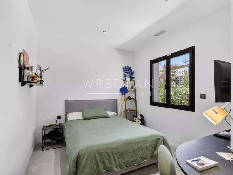 Villa Puget-sur-Argens - 4 chambres - 205m²