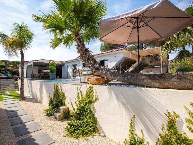 Villa Puget-sur-Argens - 4 chambres - 205m²