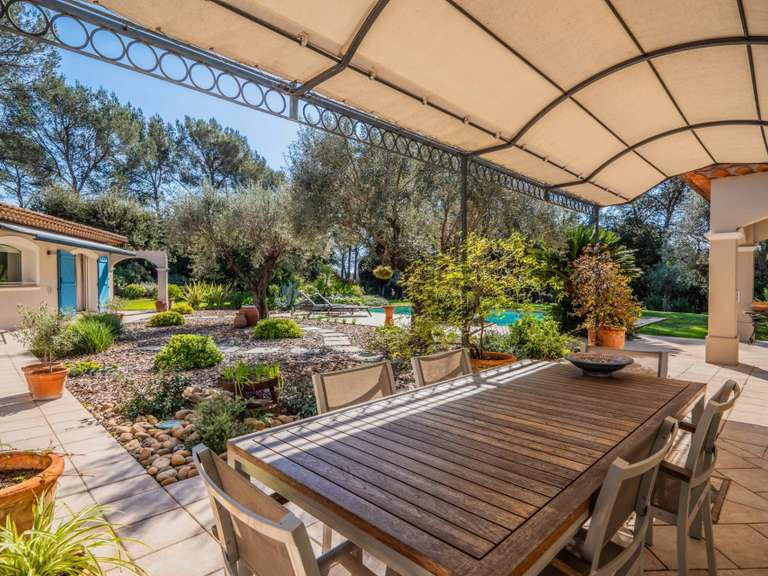Villa Puget-sur-Argens - 3 chambres - 336m²