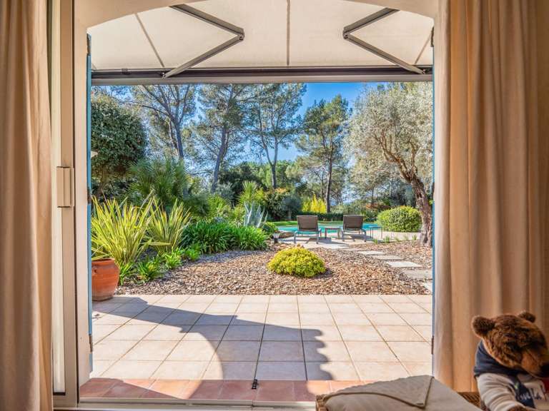 Villa Puget-sur-Argens - 3 chambres - 336m²