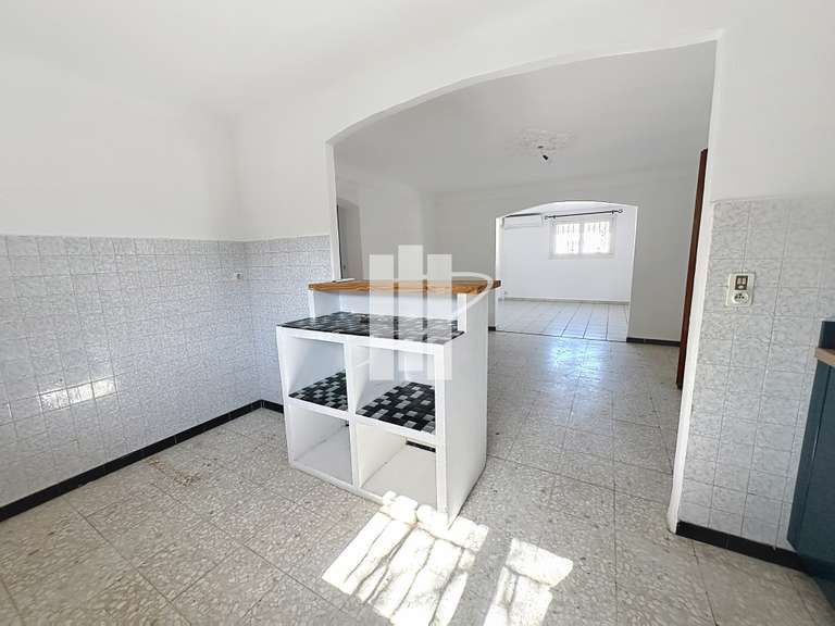 Villa Puget-sur-Argens - 4 chambres - 184m²