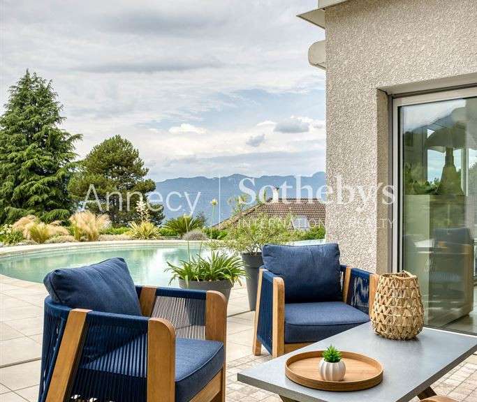 Maison Pugny-Chatenod - 4 chambres - 182m²