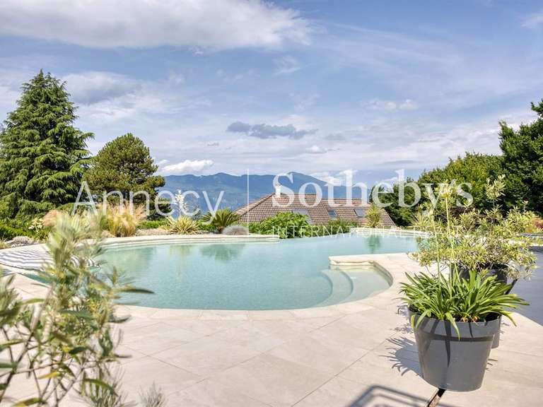 Maison Pugny-Chatenod - 4 chambres - 182m²
