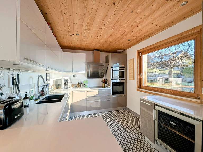 Maison Pugny-Chatenod - 3 chambres - 220m²