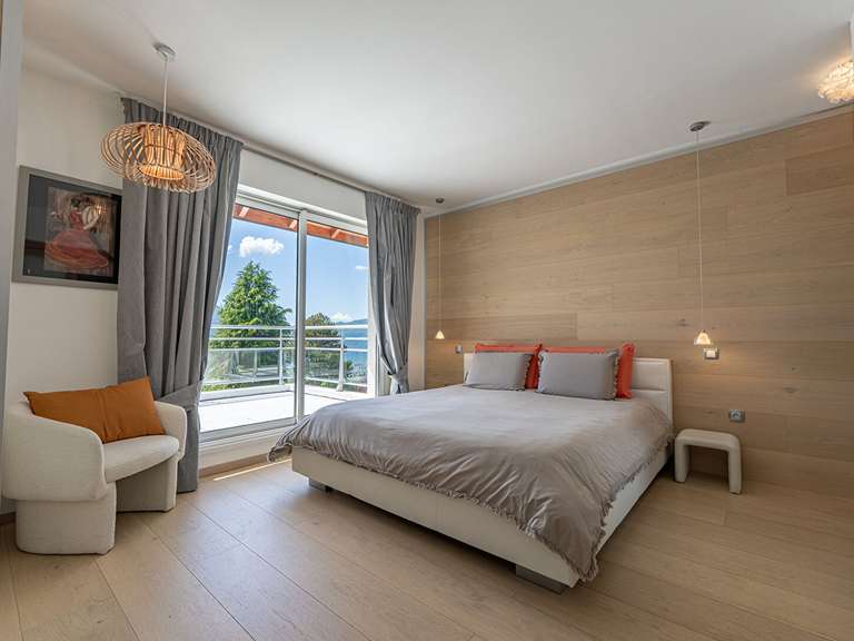 Maison Pugny-Chatenod - 4 chambres - 182m²